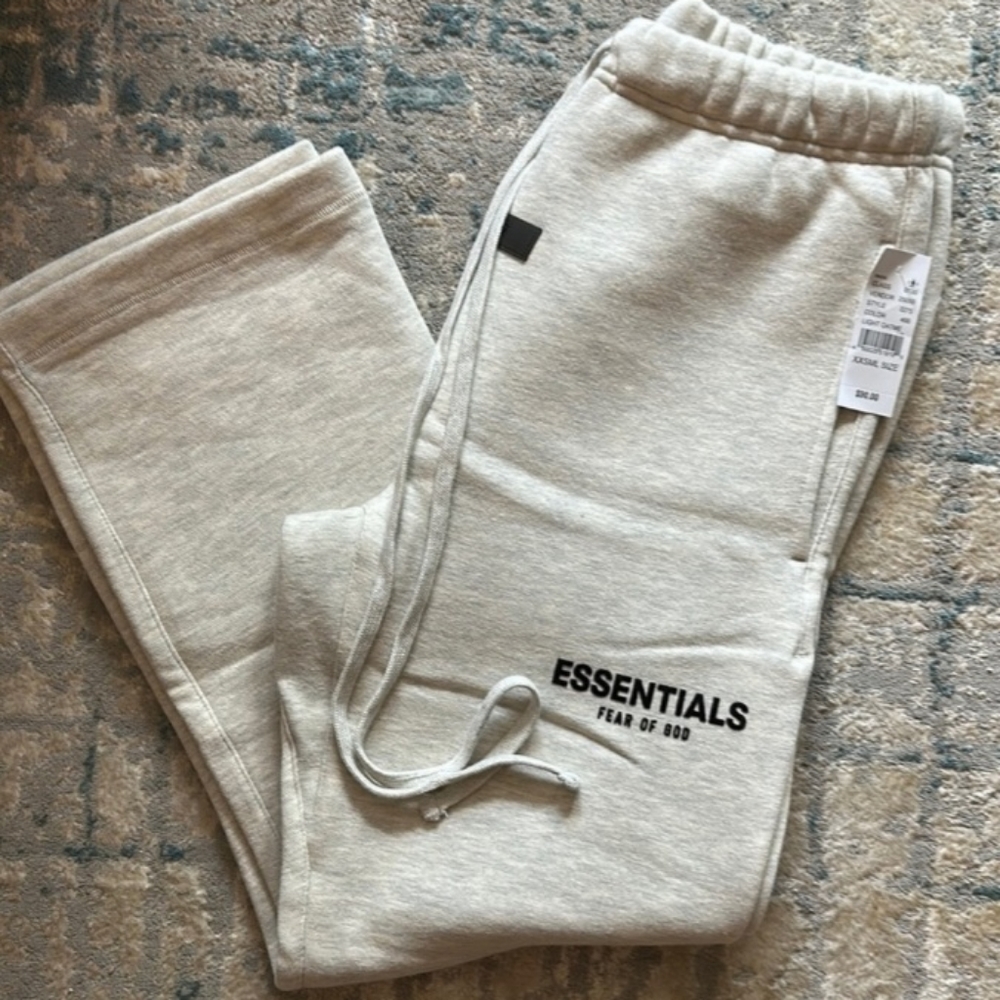 FEAR OF GOD ESSENTIALS SWEAT PANTS